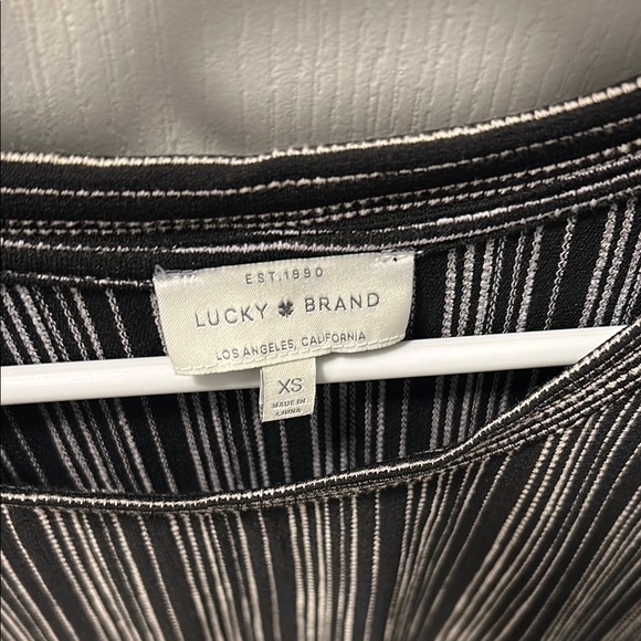 Lucky Brand Black and Gray Ribbed Ruffled Blouse - Picture 3 of 3